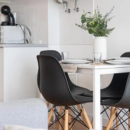 Apartment By The Palace - Ajuda Lisbon