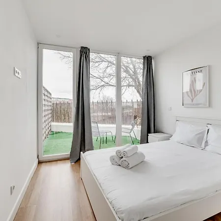 Apartament By The Palace - Ajuda